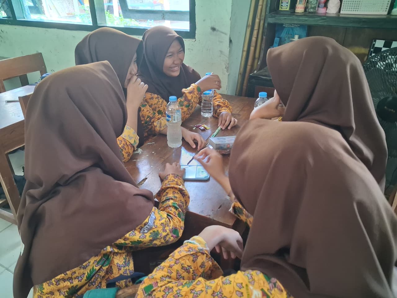 Harmoni Nusantara dalam Alunan Lagu Daerah, Kokurikuler Kelas 8 MTsN 6 Kulon Progo Wujudkan Cinta Tanah Air